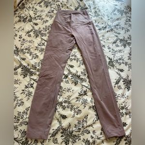 Mauve lululemon wunder under leggings size 2
